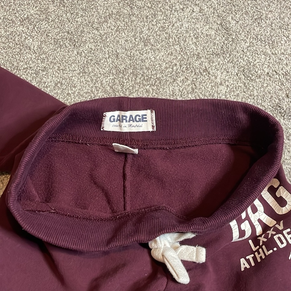 Maroon Garage sweatpants - Picture 5 of 5